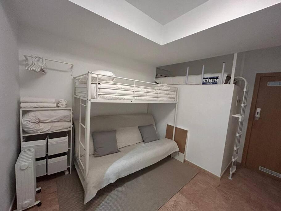 Cute Studio In Gran Via -Si1 Мадрид Екстериор снимка